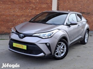 Toyota C-HR 1.8 Hybrid Comfort e-CVT Távtartó-N...