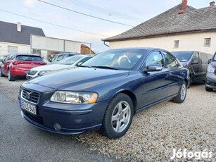 Volvo S60 2.4 D5 Momentum Geartronic Kitűnő áll...