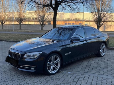 BMW 730d (Automata) F02 4 gomb