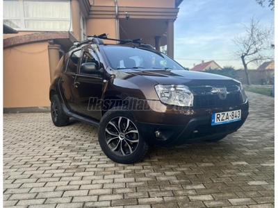 DACIA DUSTER 1.6 Ambiente MEGKÍMÉLT ÁLLAPOT-ÚJ FÉKEK-AJÁNDÉK KERÉKPÁRTARTÓVAL!!