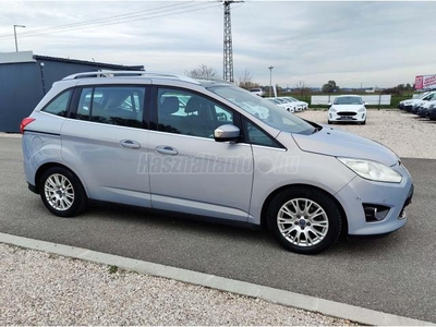 FORD C-MAX Grand1.6 TDCi Titanium [7 személy] Digitklíma Navi Tempomat Keyless-Go /Vásárolja meg online!/