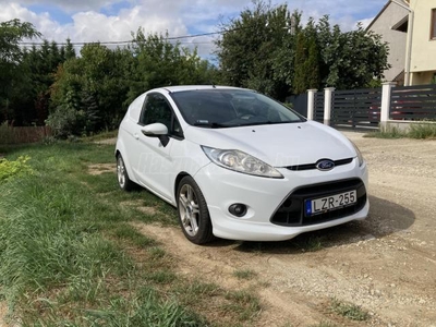 FORD FIESTA Van 1.6 TDCi SportVan DPF EU5 JR8