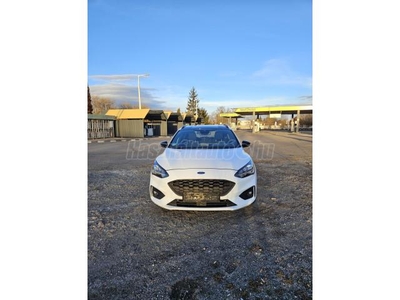 FORD FOCUS 1.5 EcoBoost ST-Line