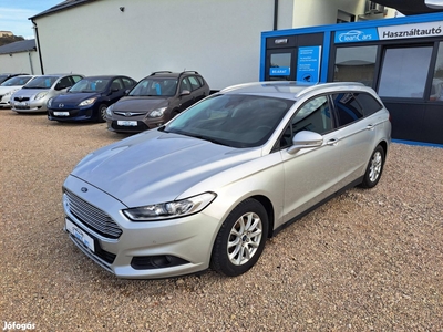 Ford Mondeo 2.0 TDCi Business Navi.Ülésfűtés.PD...