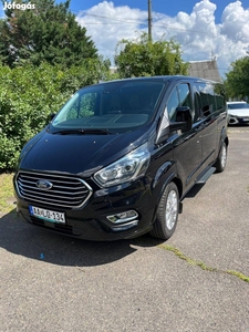 Ford Tourneo Custom Titanium 9 személyes kisbusz