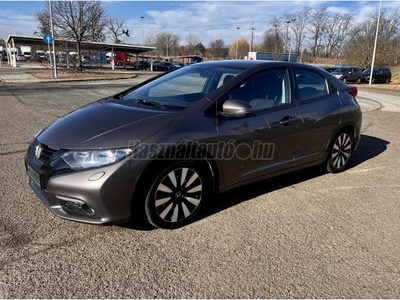 HONDA CIVIC 1.6 i-DTEC Sport EURO6 MEGKÍMÉLT ÁLLAPOT/ ÜLÉS FŰTÉS/ TOLATÓ KAMERA/ NAVI/ KÉT KULCS/ 1 ÉV GARANCIA