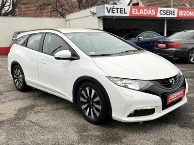 HONDA CIVIC Tourer 1.8 Lifestyle (Automata) Magyarországi Tempomat Ülésfűtés 2zdigitklíma Bluetooth 4xelablak 128e km