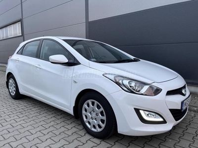 HYUNDAI I30 1.4i Business !! MAGYARORSZÁGI !! 1 TULAJ !! 43.000 KM.!!