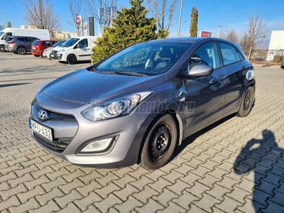 HYUNDAI I30 1.4i Easy Life Magyar. valós km futás! Téli-nyári szerelt kerékkel!