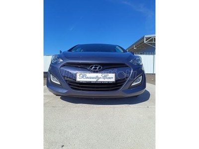 HYUNDAI I30 1.6 GDi Life Ülésfűtés-Digitális Klíma-Vezetett -Szervízkönyv!