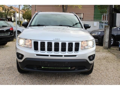 JEEP COMPASS 2.0 BENZIN // ÜLÉSFŰTÉS // KLÍMA // 184.000 KM