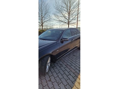 MERCEDES-BENZ E 220 CDI BlueEFFICIENCY Avantgarde (Automata)