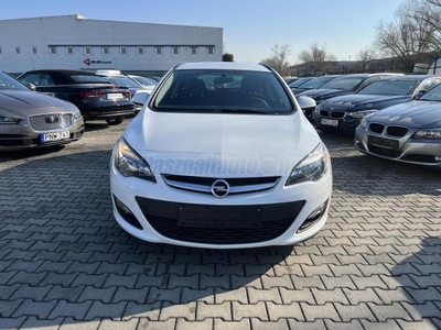 OPEL ASTRA J Sports Tourer 1.4 T Cosmo EURO6 Klíma.Tempomat!