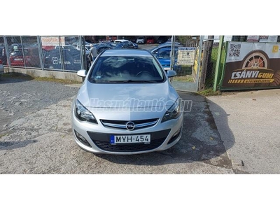 OPEL ASTRA J Sports Tourer 1.6 Cosmo