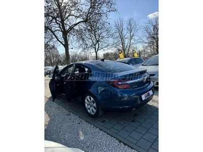 OPEL INSIGNIA 2.0 CDTI Drive Start Stop KAMERA.ÜLÉSFŰTÉS.NAVIGÁCIÓ.KORMÁNYFÜTÉS SZERVIZKÖNYV.MAGAS FELSZERELTSÉG