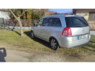 OPEL ZAFIRA B Zafira 1.8 Family. kettős. Benzin-Gáz üzemű