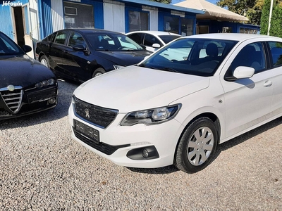 Peugeot 301