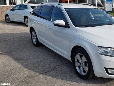 Skoda Octavia Combi 1.4 TSI Ambition DSG Rs bel...