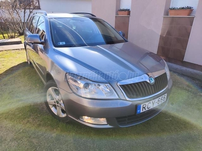 SKODA OCTAVIA Combi 2.0 CR TDI Ambition