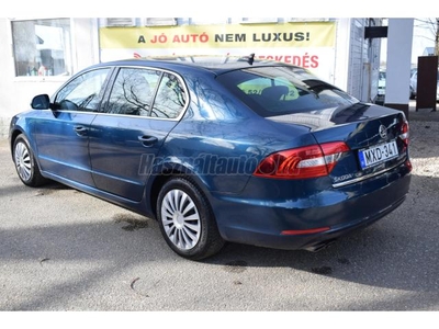 SKODA SUPERB 2.0 CR TDI Ambition DSG Alufelni garnitúra nyárigumival/ két gyári kulcs