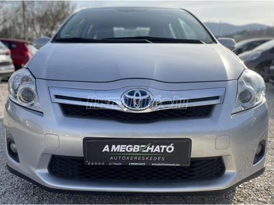 TOYOTA AURIS 1.8 HSD Sol (Automata) 89e km. Tempomat. Kamera. Szkönyv. Garancia