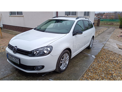 VOLKSWAGEN GOLF VI 1.6 CR TDI Perfekt