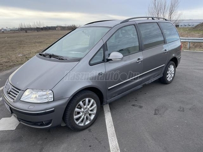 VOLKSWAGEN SHARAN 2.0 PD TDI Highline TELJES NAGYSZERVIZ. KÖLTSÉGMENTES. AZONNAL VIHETŐ!