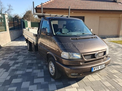 VOLKSWAGEN TRANSPORTER T4 2.5 Syncro 7DL 1K5