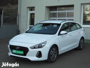 Hyundai I30 CW 1.4i Business Szervizkönyv-Ülés...