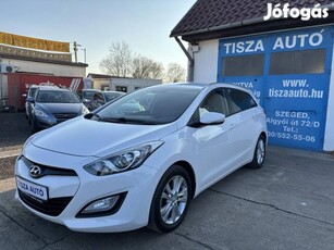 Hyundai I30 CW 1.6 CRDi LP Comfort navi.ülésfűt...