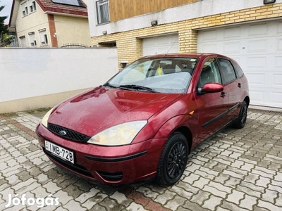 Ford Focus 1.4 Ambiente