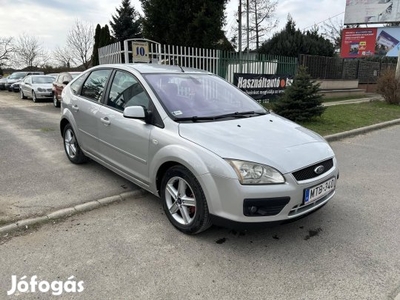 Ford Focus 1.6 TDCi Celebration DPF Klíma+Horog...