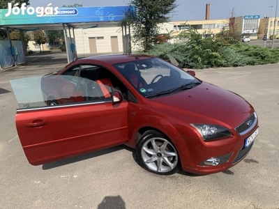 Ford Focus Cabrio Pininfarina