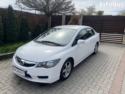 Honda Civic 1.8 Es