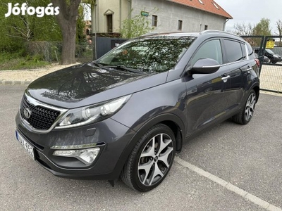 KIA Sportage 1.6 GDI Limitált Panorámatető!Navi...