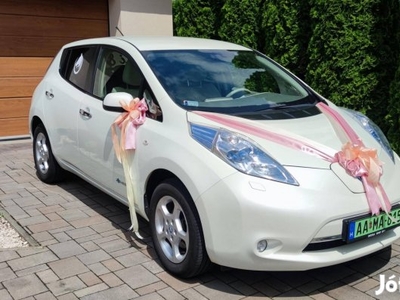 Nissan Leaf (Automata) Gyöngyház fehér Nagy nav...