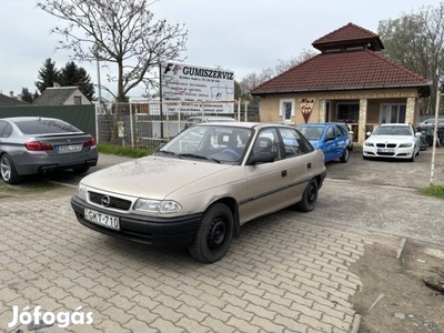 Opel Astra F 1.4 16V Champion