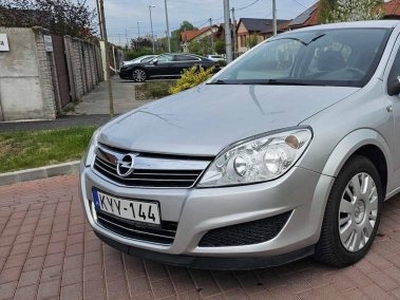 Opel Astra H 1.4 Cosmo