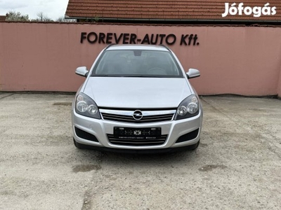 Opel Astra H Caravan 1.6 111 Years Foglalózva