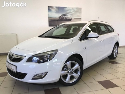 Opel Astra J Sports Tourer 1.4 T Sport Tempomat...