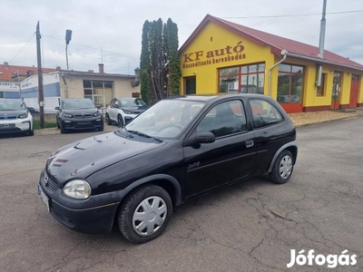 Opel Corsa B 1.4 Swing