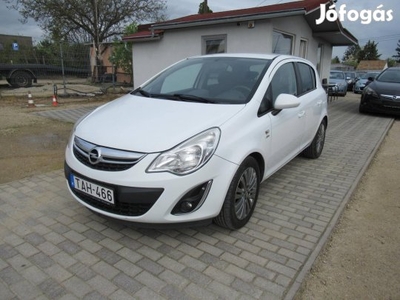 Opel Corsa D 1.2 Color Edition / 149 Ezer KM /...