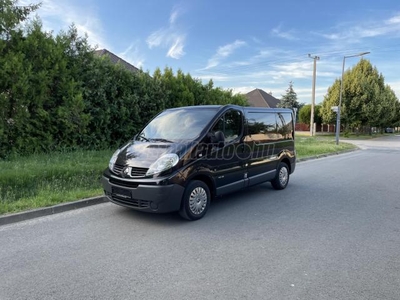 RENAULT TRAFIC 2.0 dCi L1H1P1 Feketemetál-Klíma-Tempomat