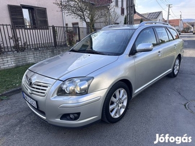 Toyota avensis 2.0D4D