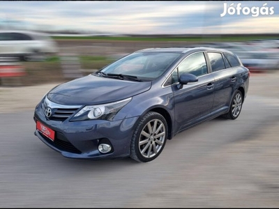 Toyota Avensis Wagon 2.2 D-4D Executive 3 Év Ga...