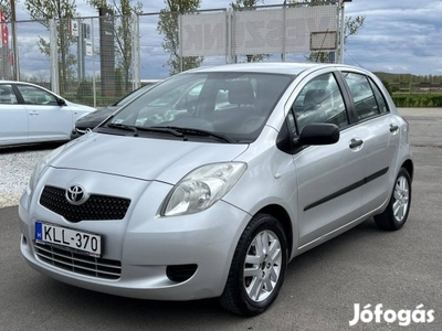 Toyota Yaris 1.0 Ice