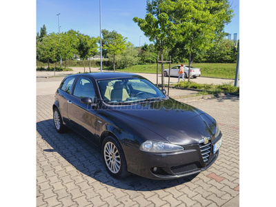 ALFA ROMEO 147 2.0 T. Spark Distinctive