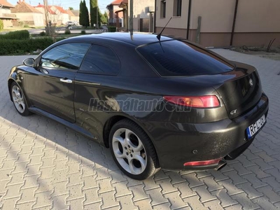 ALFA ROMEO GT 1.9 JTD 16V Progression