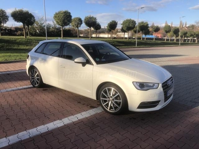 AUDI A3 Sportback 2.0 TDI Ambiente Bang and Olufsen. Tempomat. Sport belső. Első-Hátsó Parkradar. Szervizelt