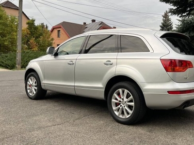 AUDI Q7 3.0 TDI DPF quattro Tiptronic ic 7Szemé...